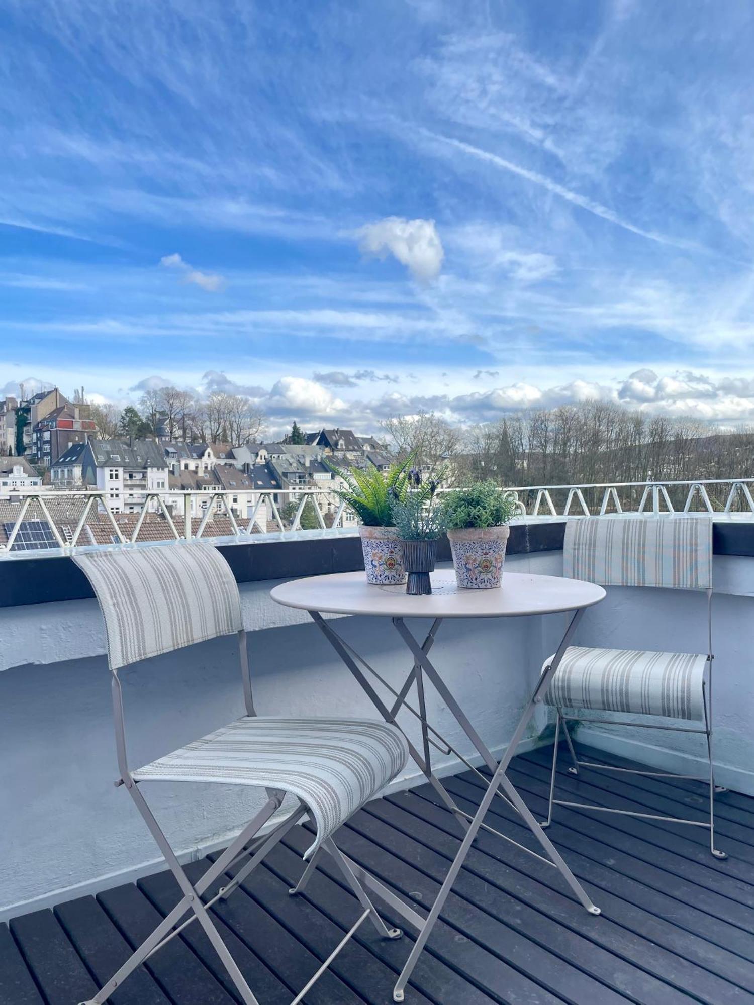 Helle Altbauwohnung Mit Balkon Im Briller Viertel Wuppertal Kültér fotó